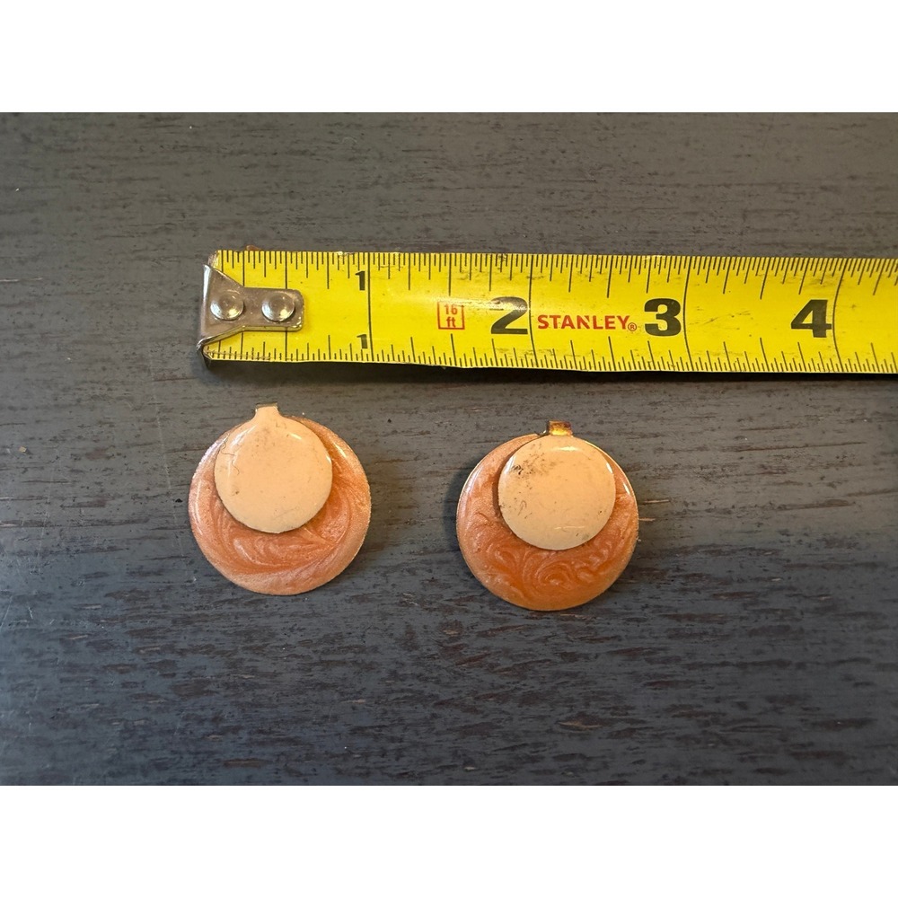 Vintage Peach and Cream Round Layered Stud Earrings Gold Tone Retro Jewelry